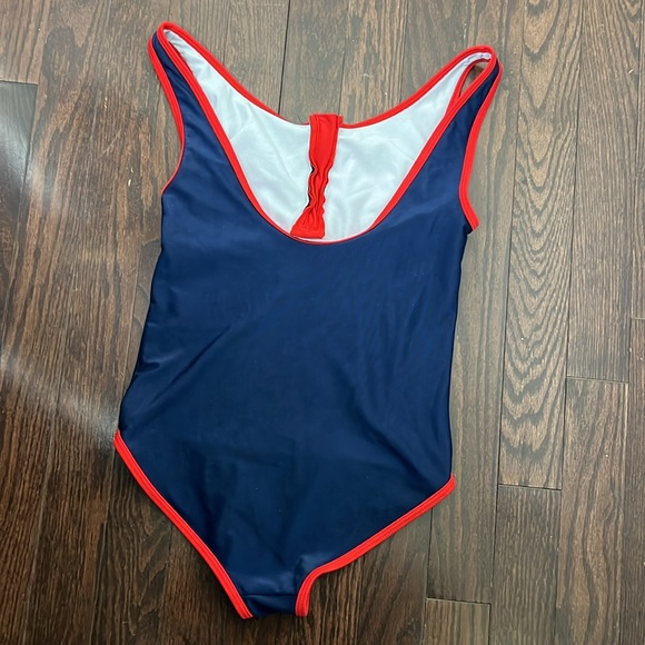 Fila Kids Youth One Piece Swimsuit Size 12 - Picture 2 of 7
